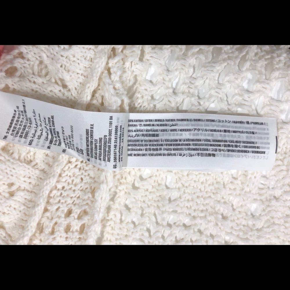 Hollister Crochet long Duster Cardigan. Size xs/s - Picture 6 of 6